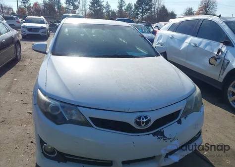 2012 Toyota Camry Se z USA, uszkodzony, nr VIN 4T1BF1FK3CU105050